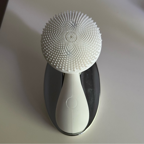 Sephora Other - Auniks Cleansing Brush